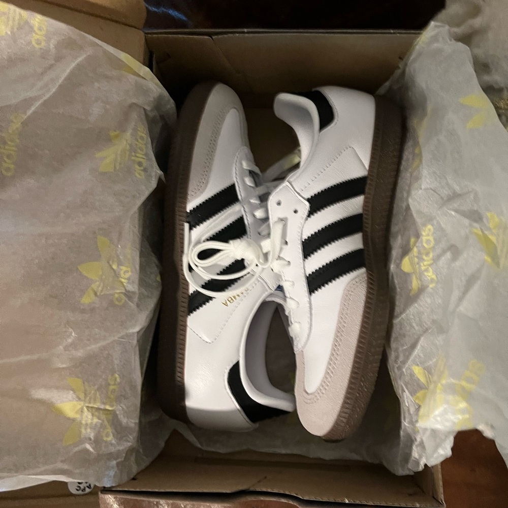 Adidas Samba